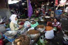 Jelang Galungan, Permintaan Daging Babi dan Cabai Rawit di Gianyar Naik